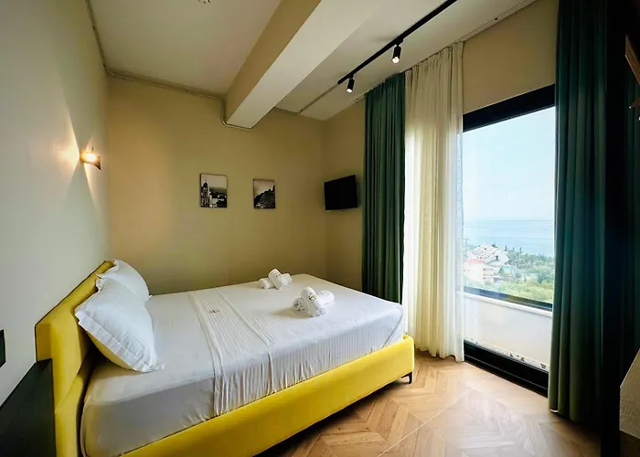 Gogo\'S Boutique Hotel