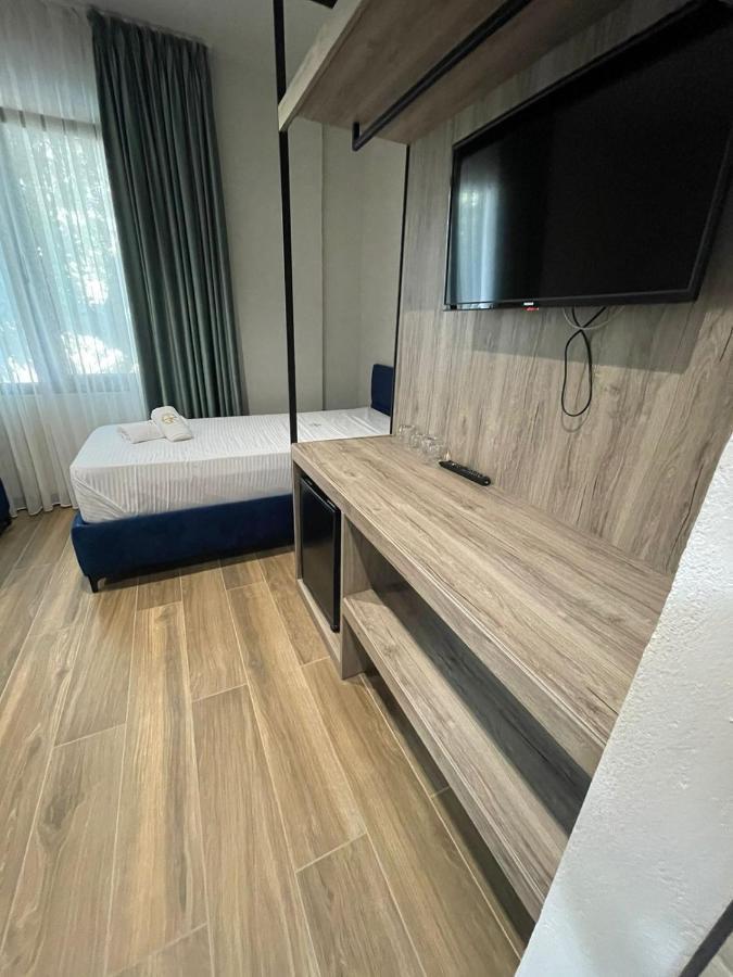 Hotel Gogo's Boutique Dhërmi
