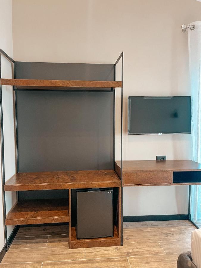 Gogo's Boutique Hotel