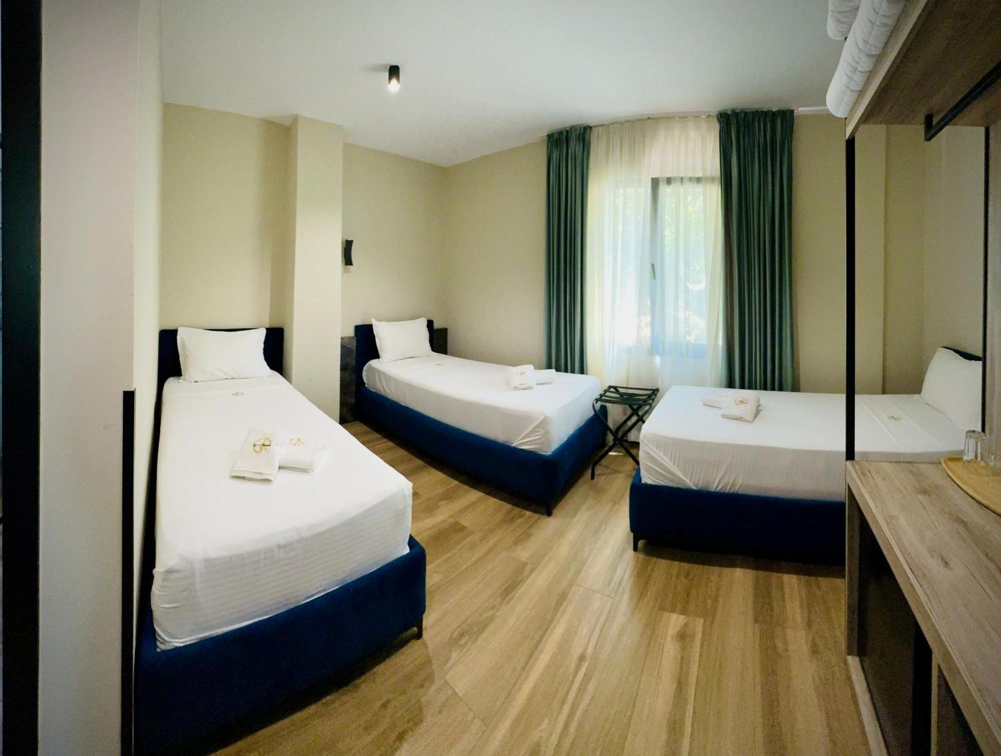 Hotel Gogo's Boutique 4*