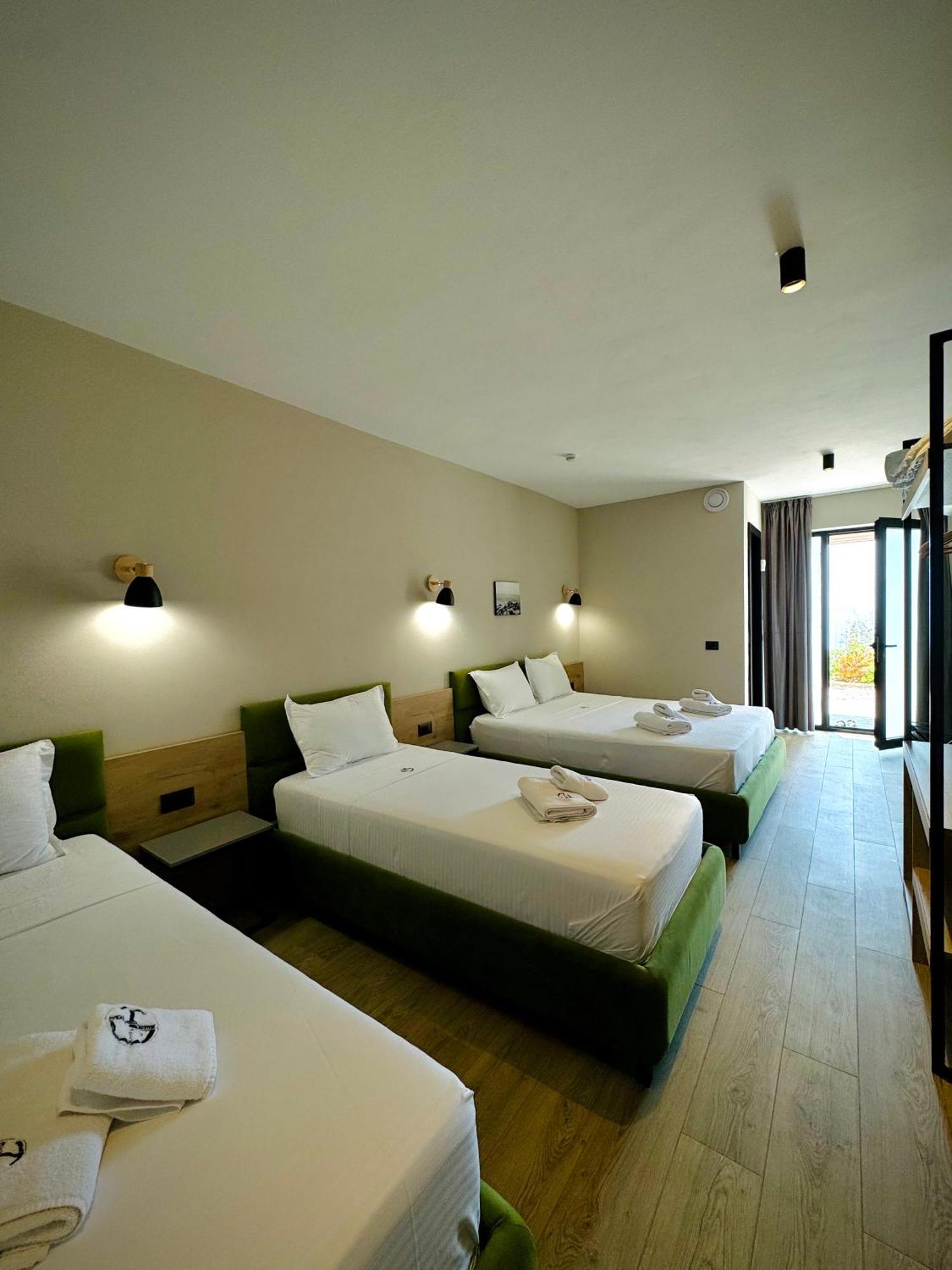 Gogo's Boutique Hotel 4*